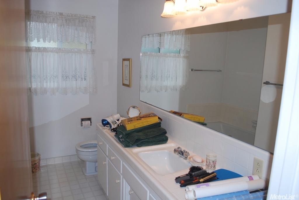 3605 Birch St, Modesto, CA 95356 photo 9
