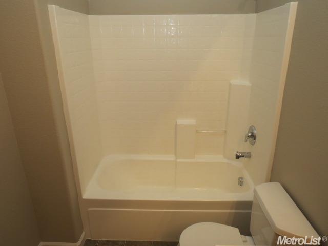 1334 Amaranth St, Olivehurst, CA 95961 photo 6