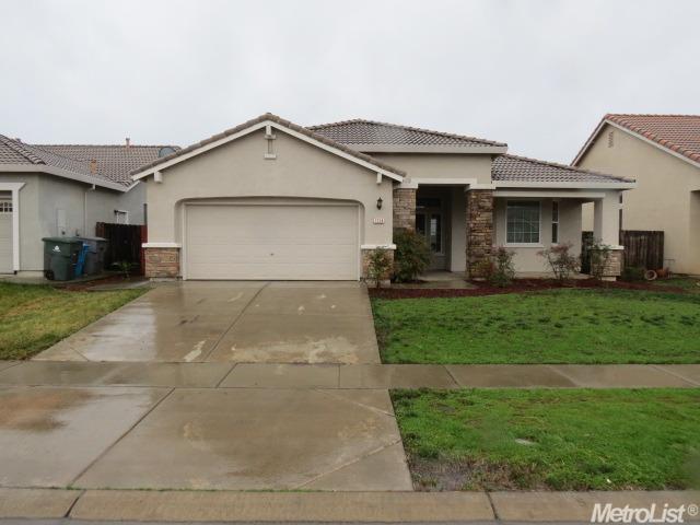 1334 Amaranth St, Olivehurst, CA 95961 photo 1
