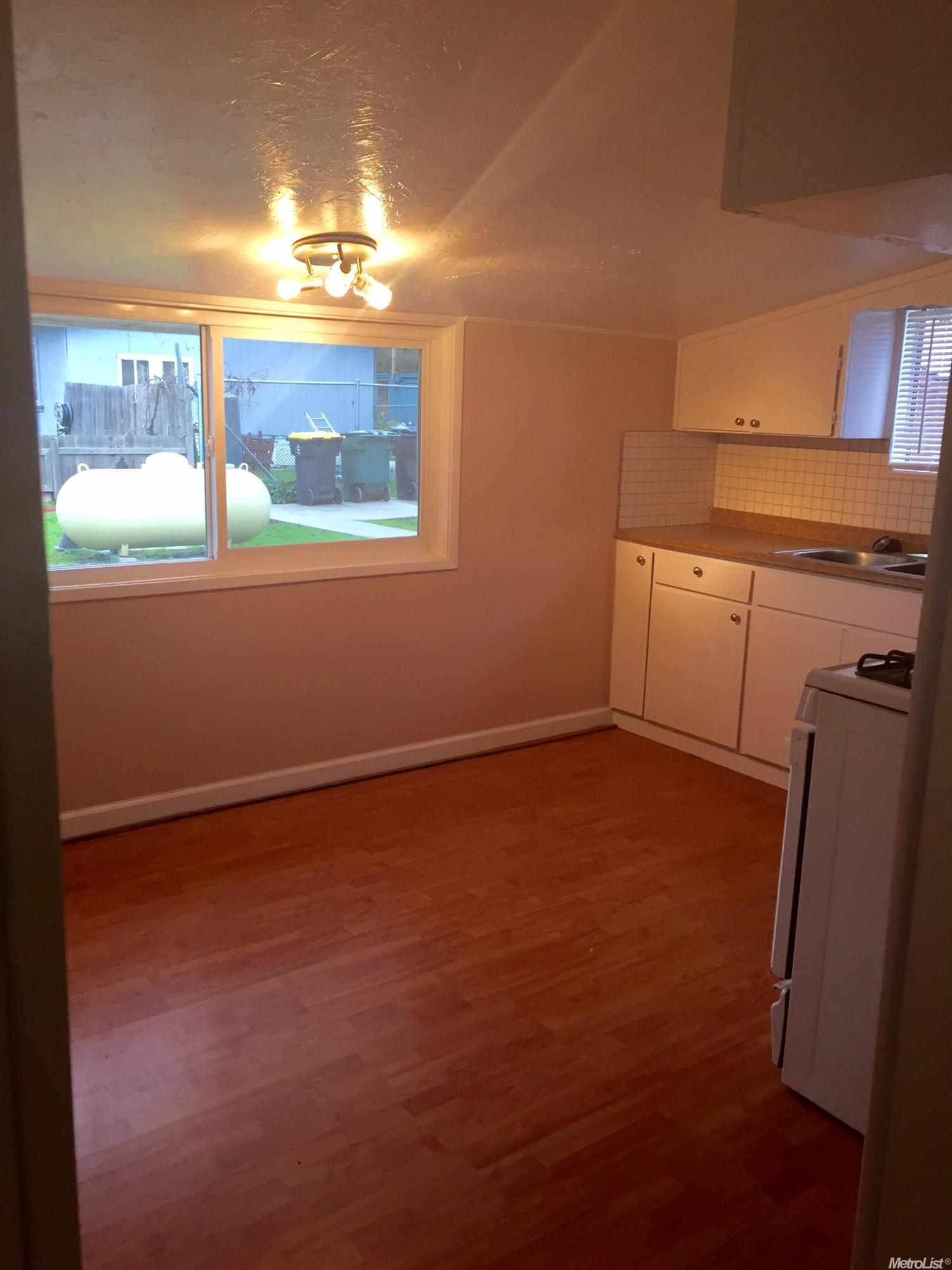 1780 Park St, Lathrop, CA 95330 photo 5