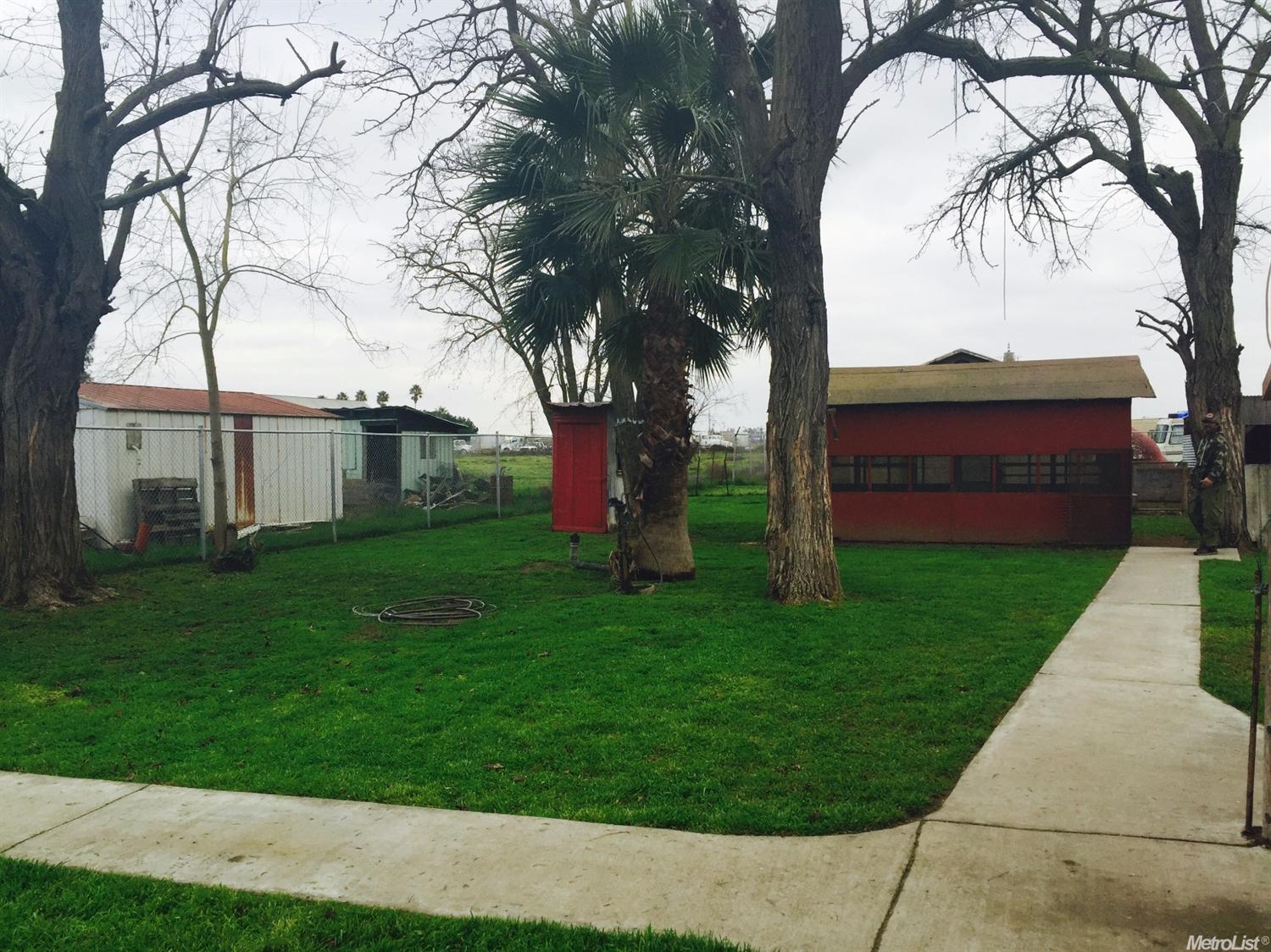 1780 Park St, Lathrop, CA 95330 photo 2