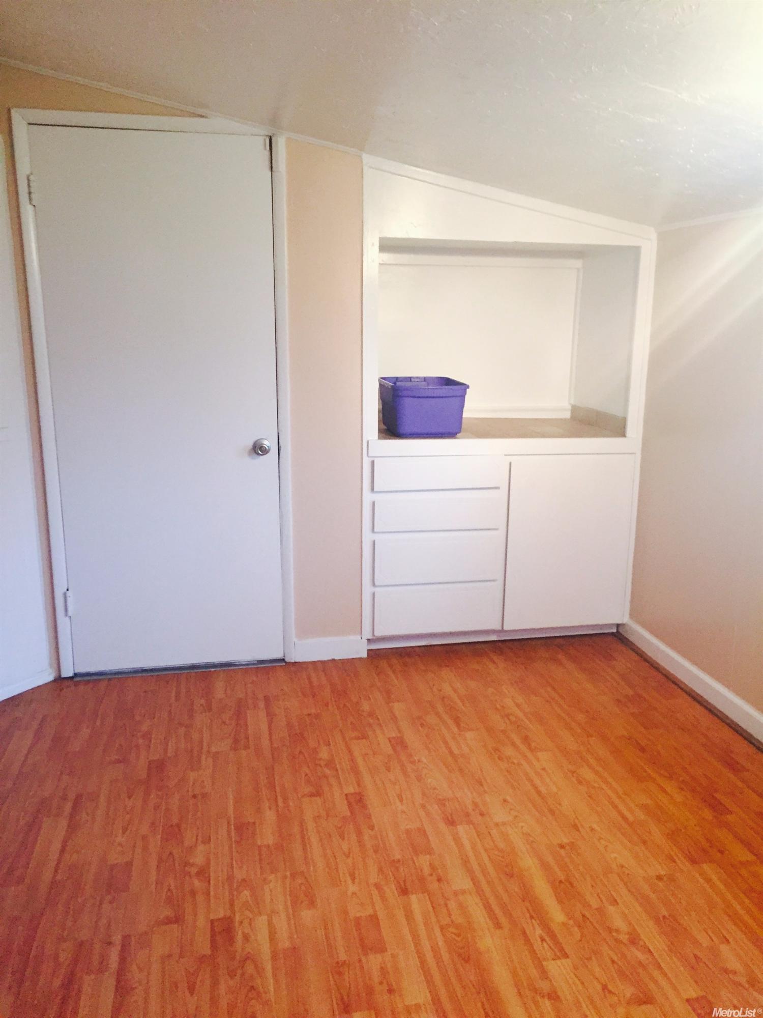 1780 Park St, Lathrop, CA 95330 photo 6