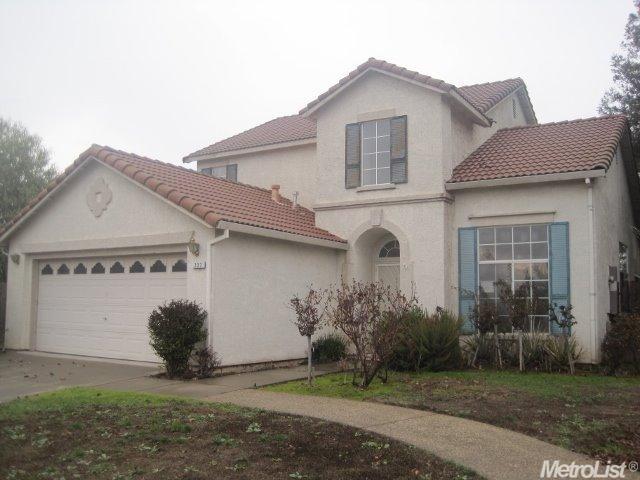 337 E Springer Dr, Turlock, CA 95382 photo 2