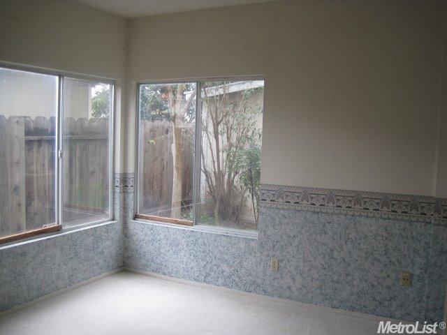 337 E Springer Dr, Turlock, CA 95382 photo 9