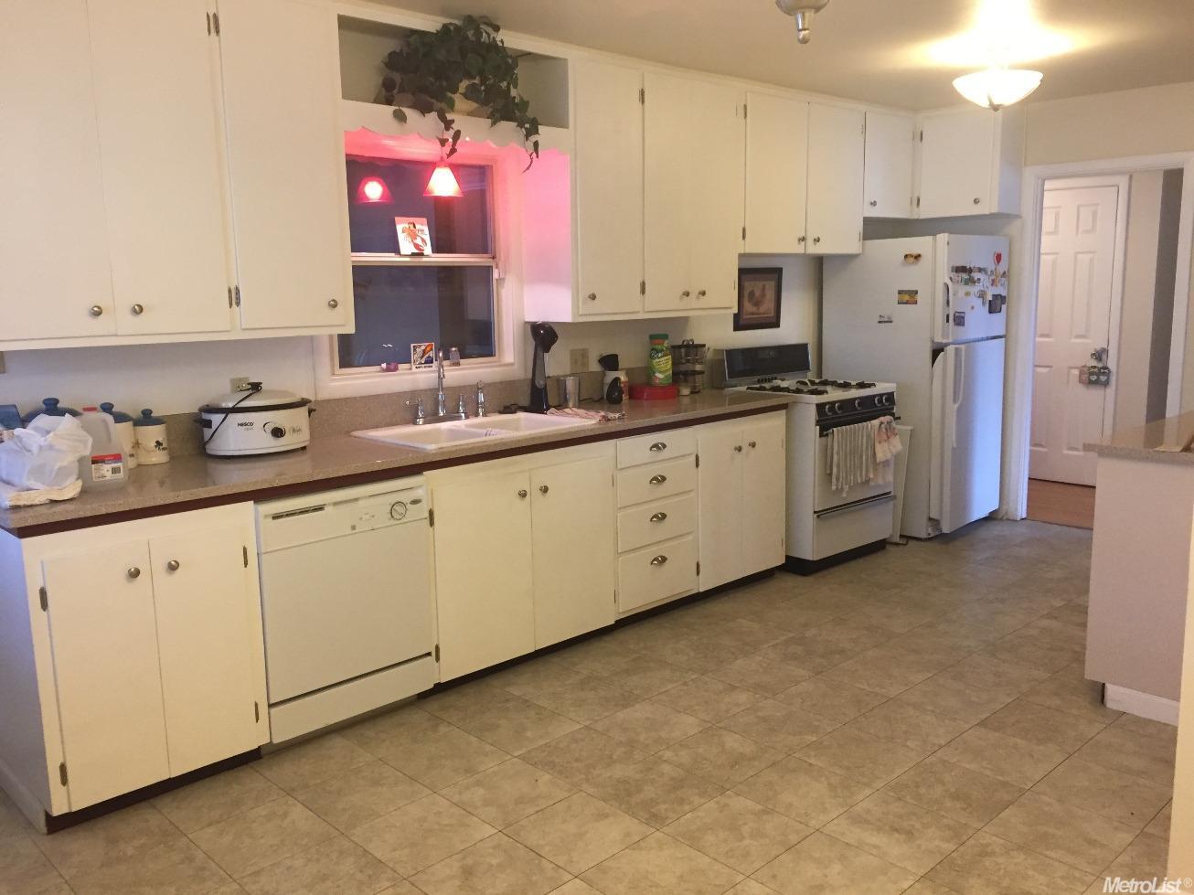 388 Sycamore Ave, Gustine, CA 95322 photo 9