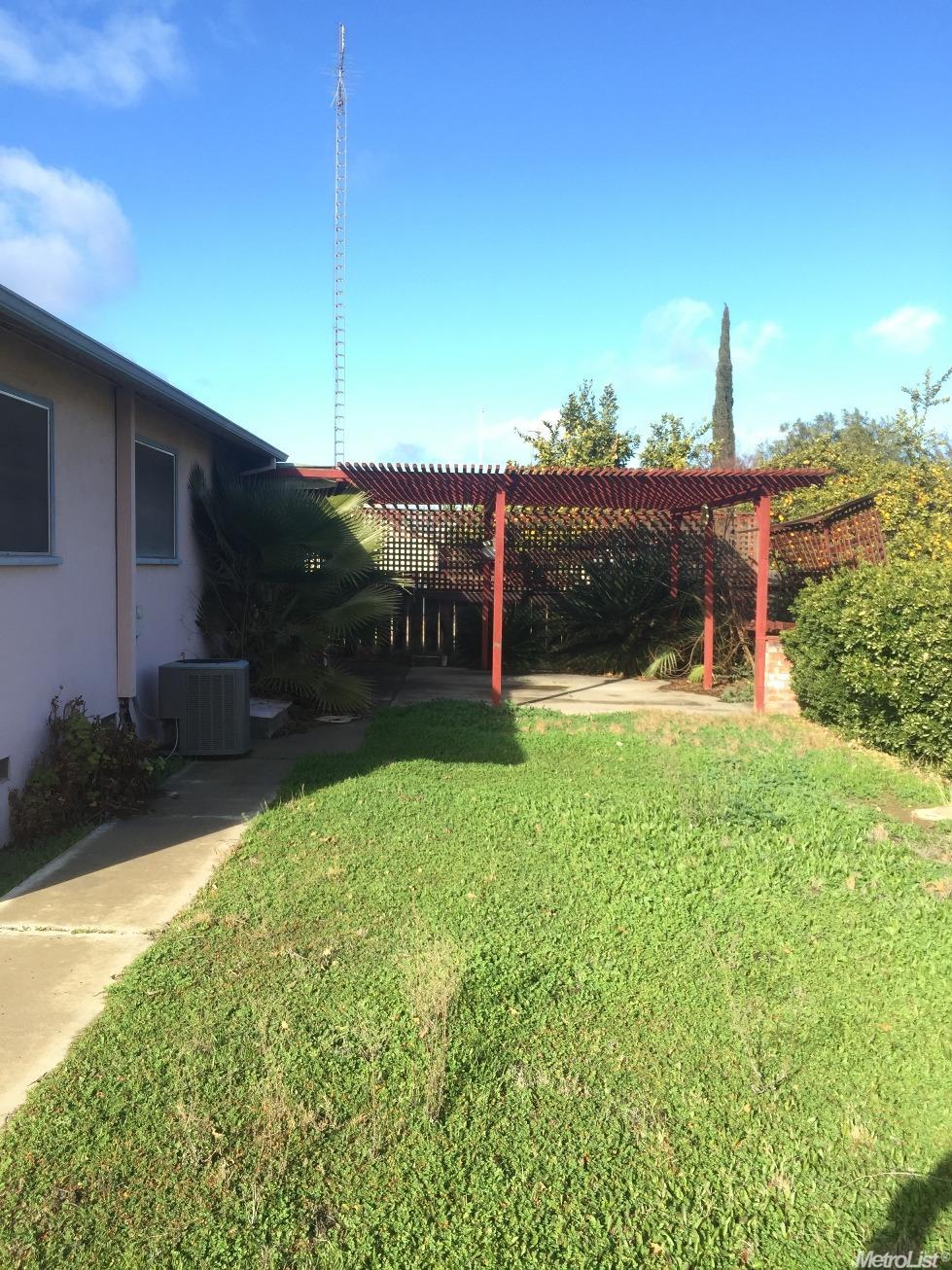 388 Sycamore Ave, Gustine, CA 95322 photo 18