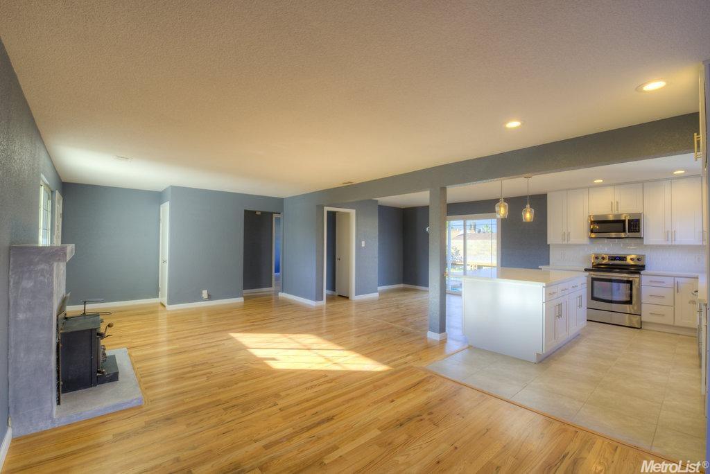 1061 Marion St, Manteca, CA 95337 photo 4
