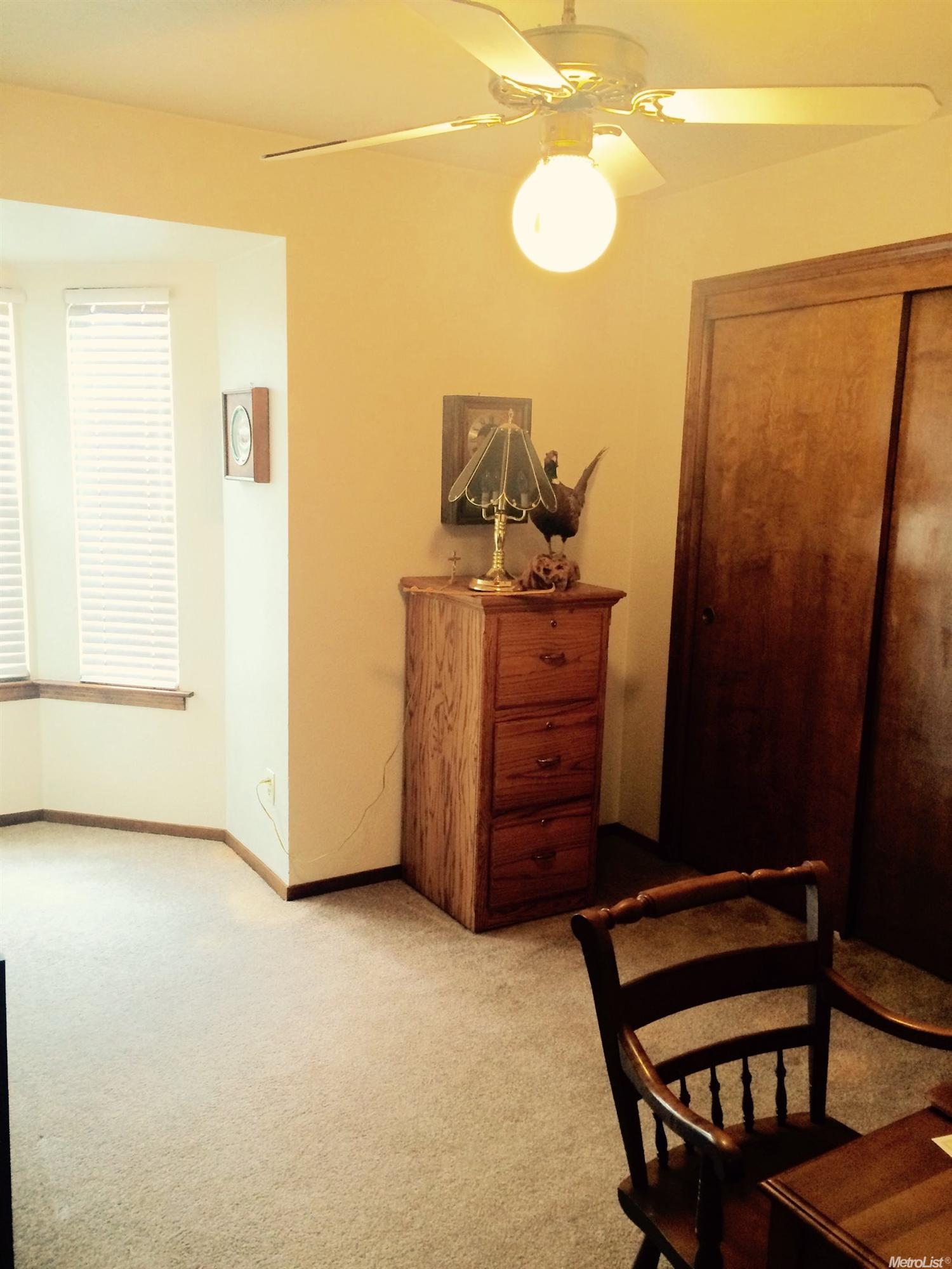 309 Evergreen, Lodi, CA 95242 photo 5