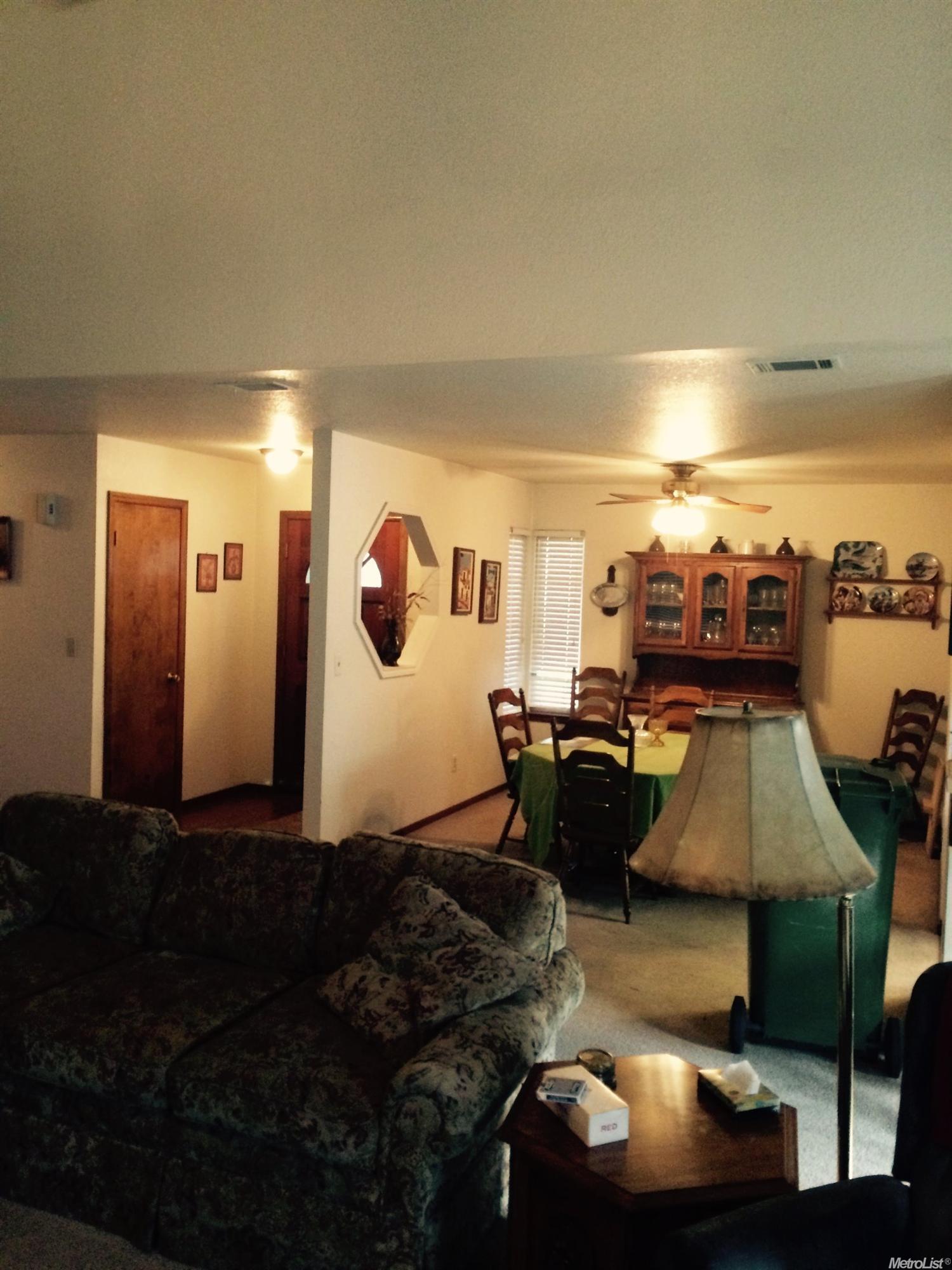 309 Evergreen, Lodi, CA 95242 photo 7