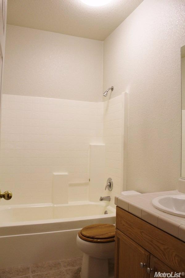 1944 Lexington Dr, Lodi, CA 95242 photo 15