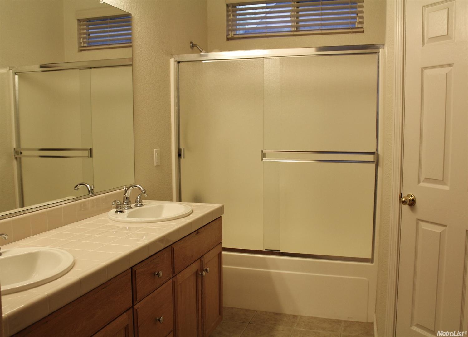 1944 Lexington Dr, Lodi, CA 95242 photo 13
