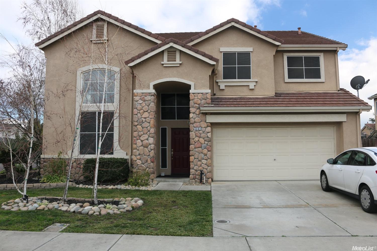 4464 Destiny Dr, Turlock, CA 95382 photo 2