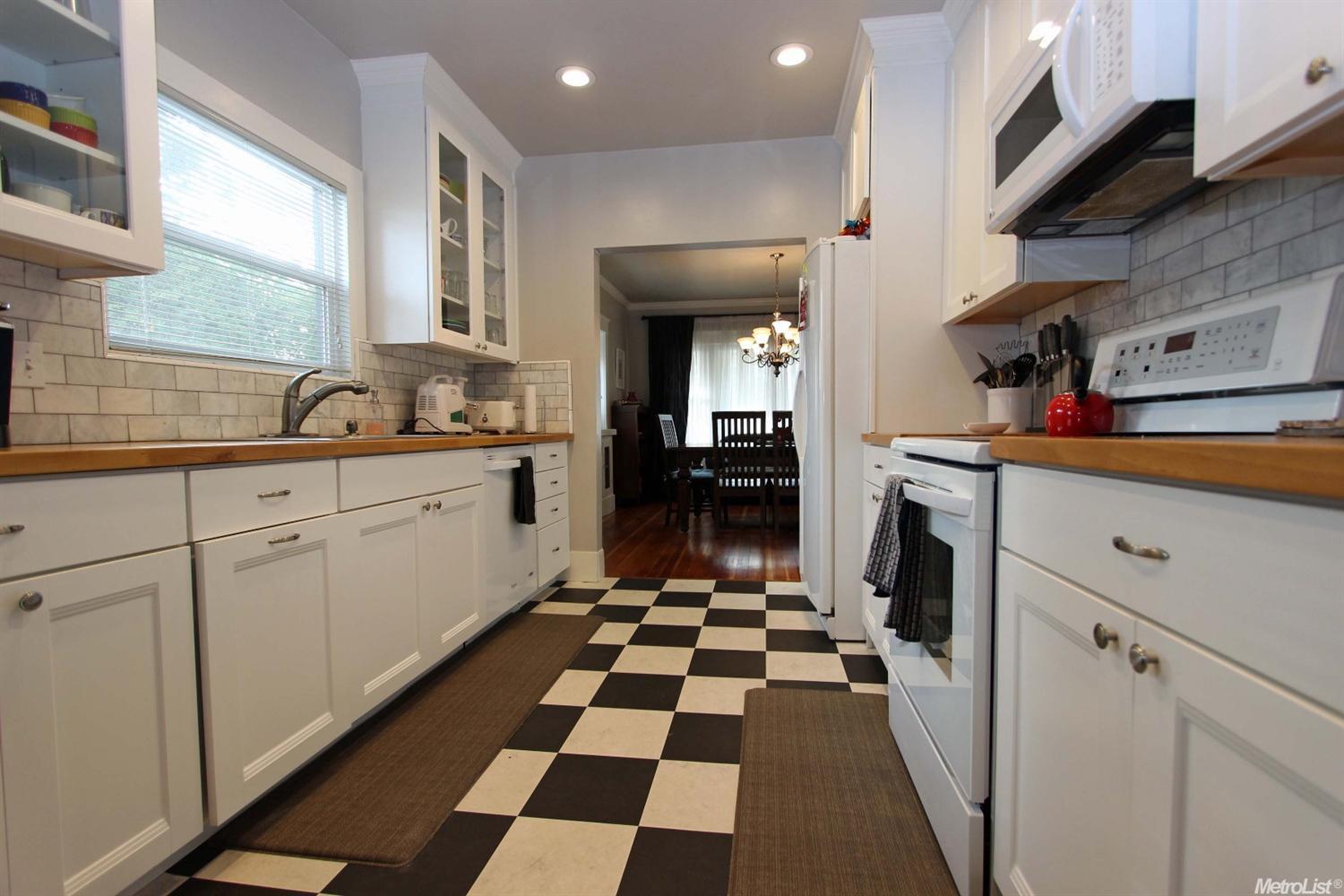 526 N Orange Ave, Modesto, CA 95354 photo 6