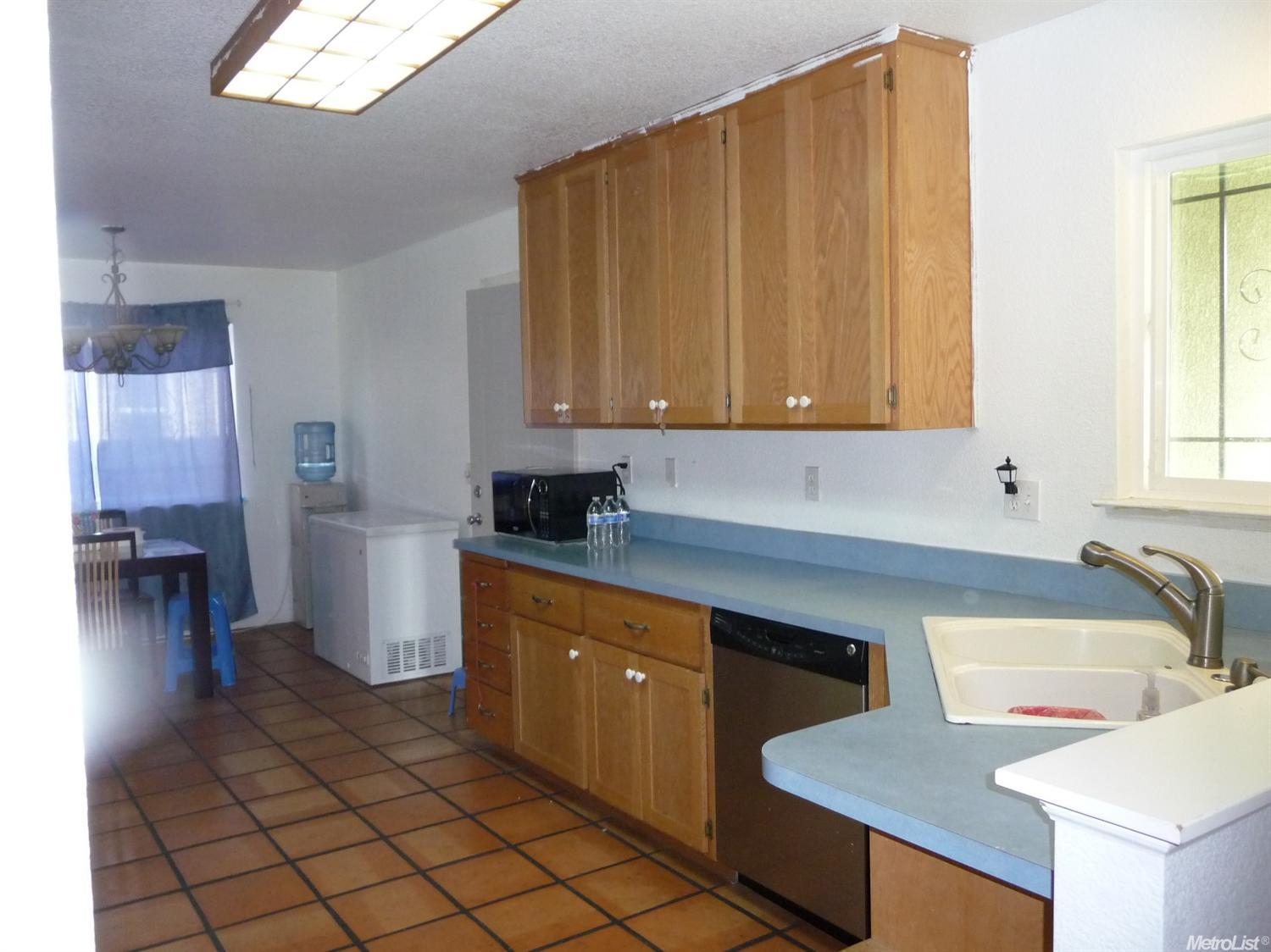 6534 23rd St, Sacramento, CA 95822 photo 5