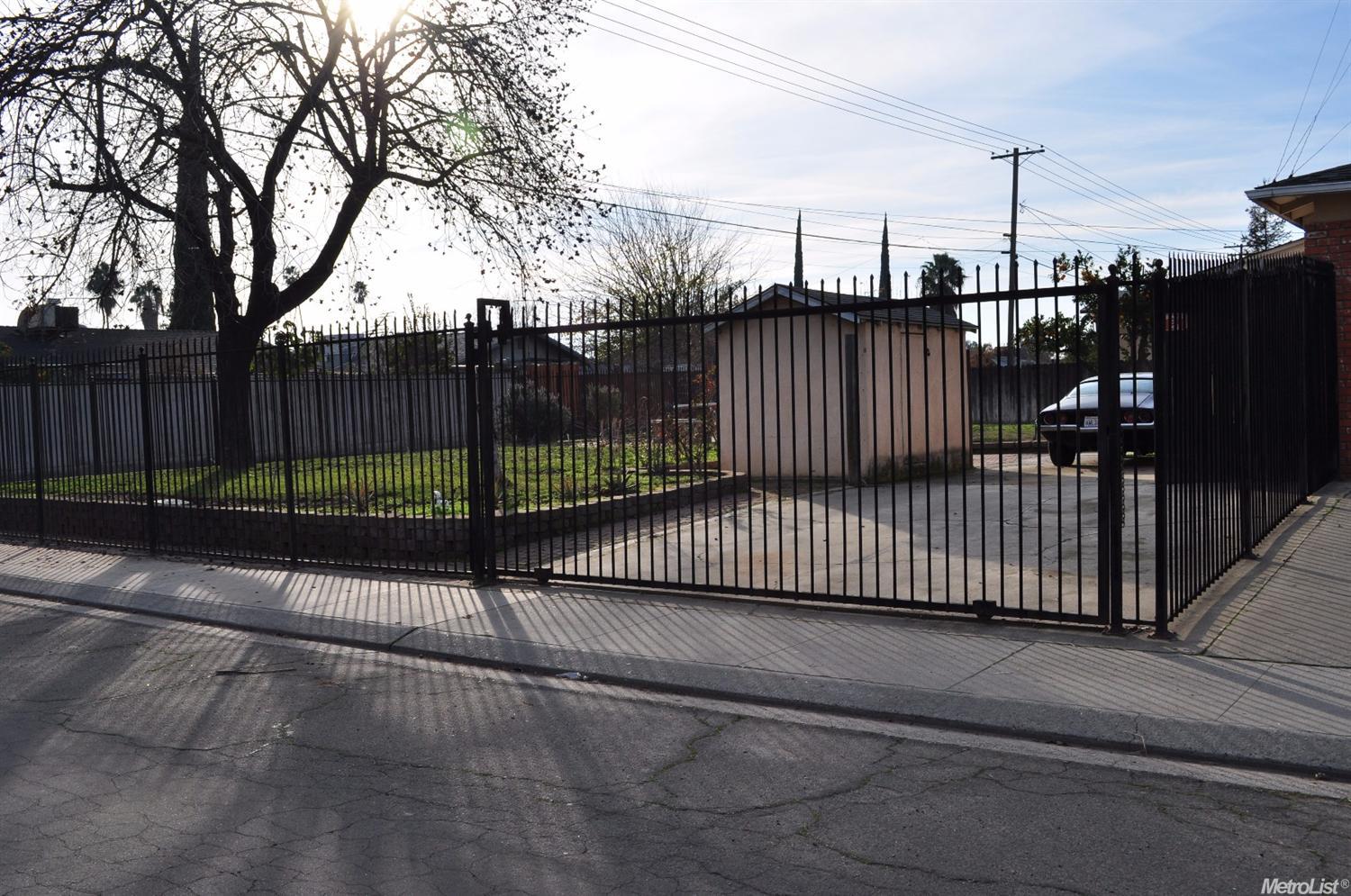 801 Avon St, Modesto, CA 95351 photo 25