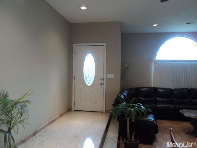 9079 Soledad St, Gilroy, CA 95020 photo 4