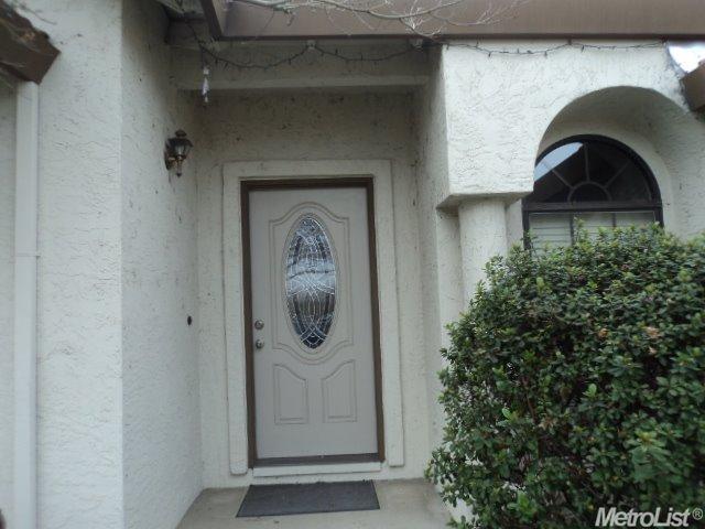 9079 Soledad St, Gilroy, CA 95020 photo 3