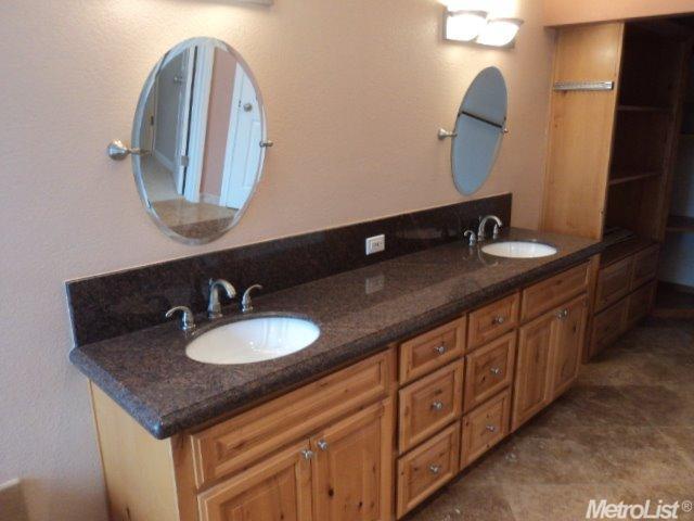 9079 Soledad St, Gilroy, CA 95020 photo 13