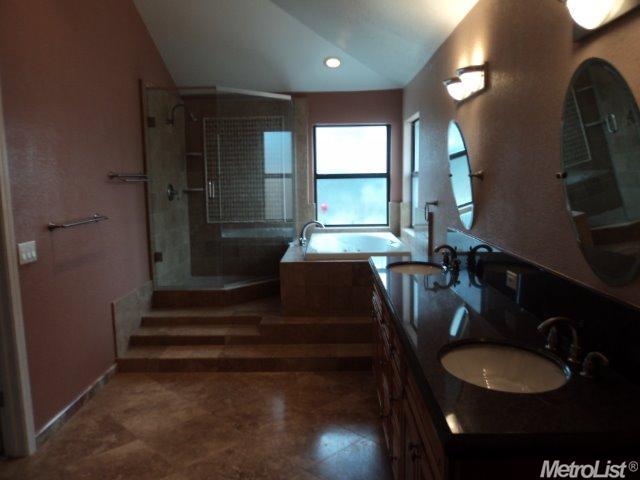9079 Soledad St, Gilroy, CA 95020 photo 14