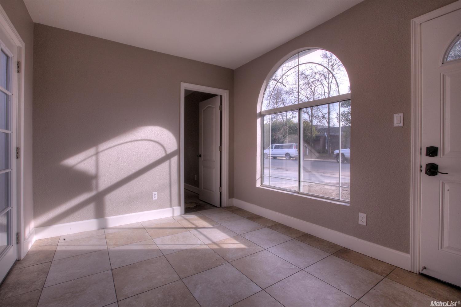 1502 Concord Ave, Modesto, CA 95350 photo 5