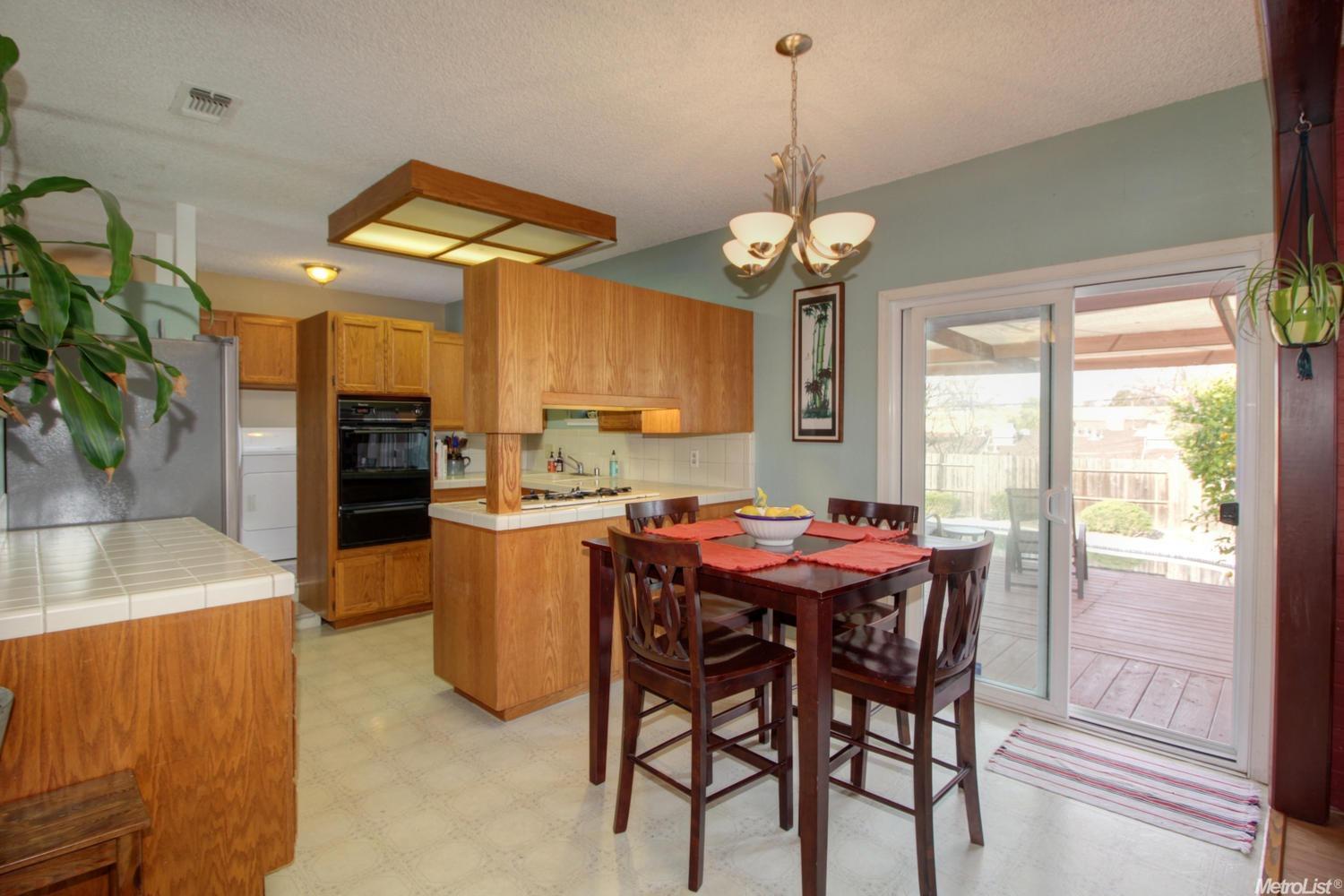 6025 Cherrelyn Way, Carmichael, CA 95608 photo 11
