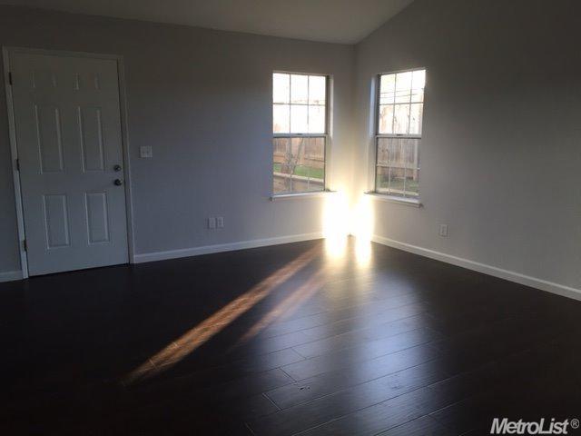 1007 Hoover, Winters, CA 95694 photo 6