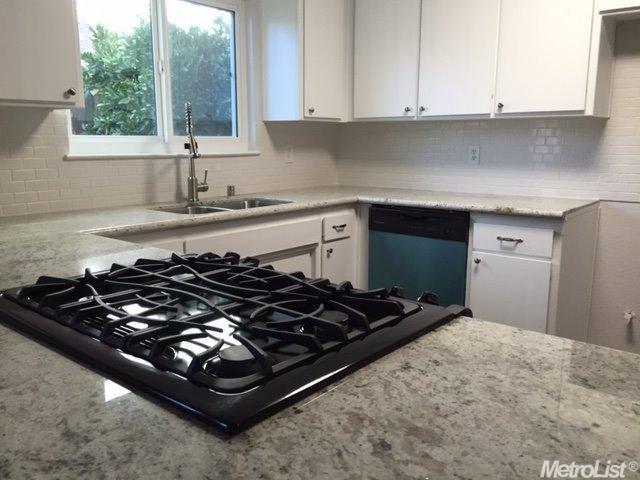 1007 Hoover, Winters, CA 95694 photo 4