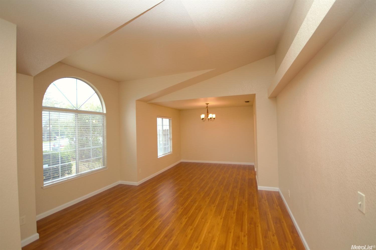 2628 Walnut Ave, Carmichael, CA 95608 photo 3