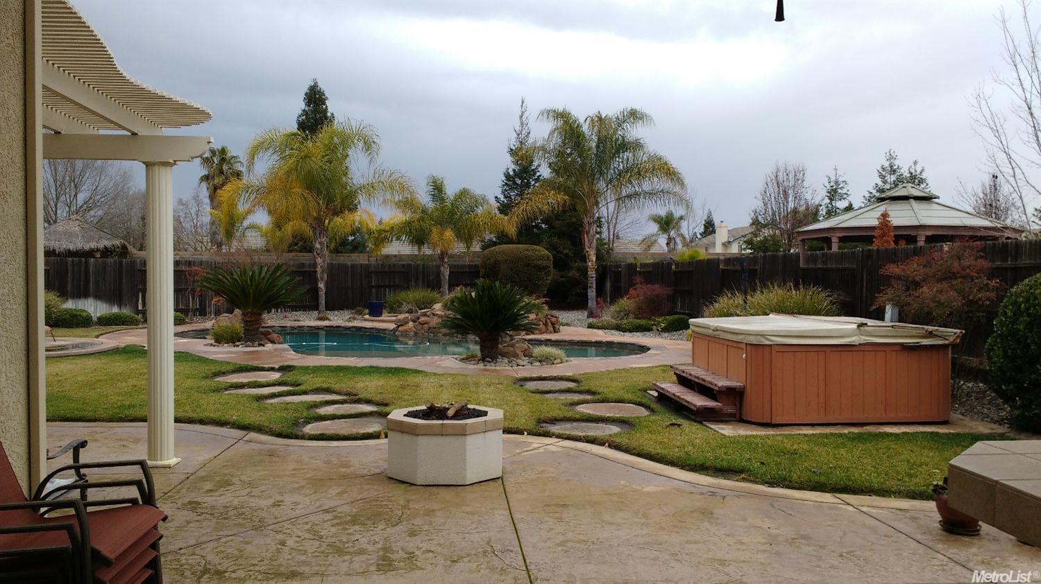 615 Baker Ct, Galt, CA 95632 photo 3