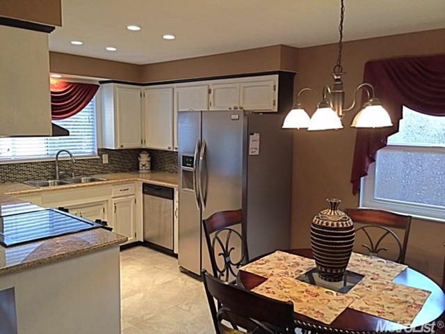 320 Tioga Dr, Lodi, CA 95242 photo 3