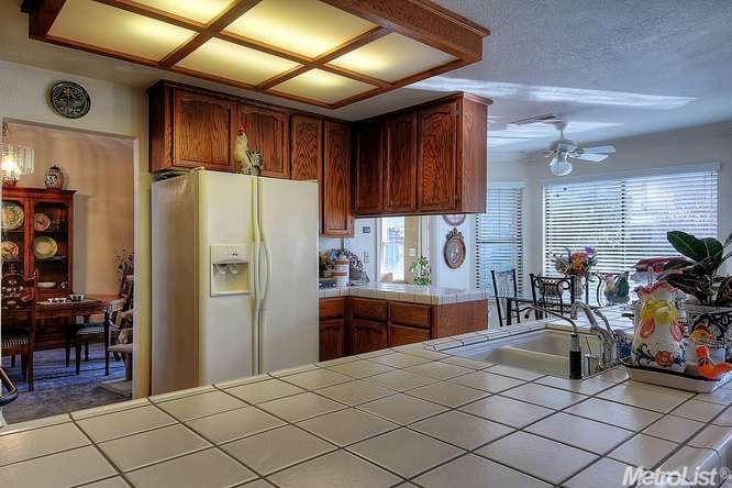 2130 Foothill Ranch Dr, Tracy, CA 95377 photo 6