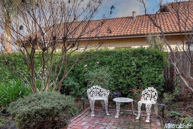 2130 Foothill Ranch Dr, Tracy, CA 95377 photo 3