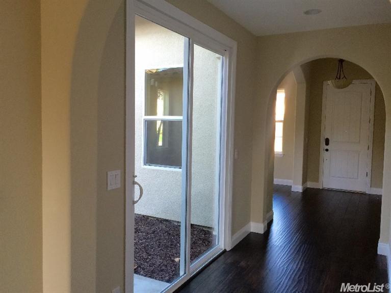 3105 Rochdale Dr, Modesto, CA 95355 photo 5