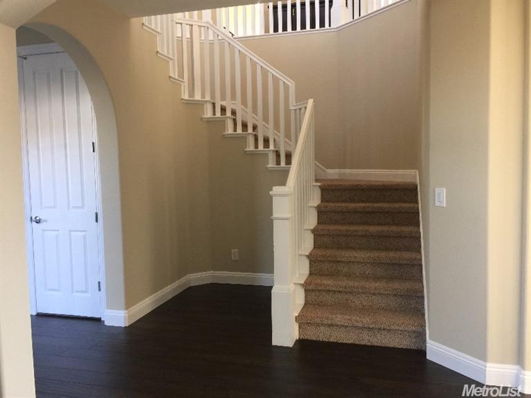 3105 Rochdale Dr, Modesto, CA 95355 photo 4