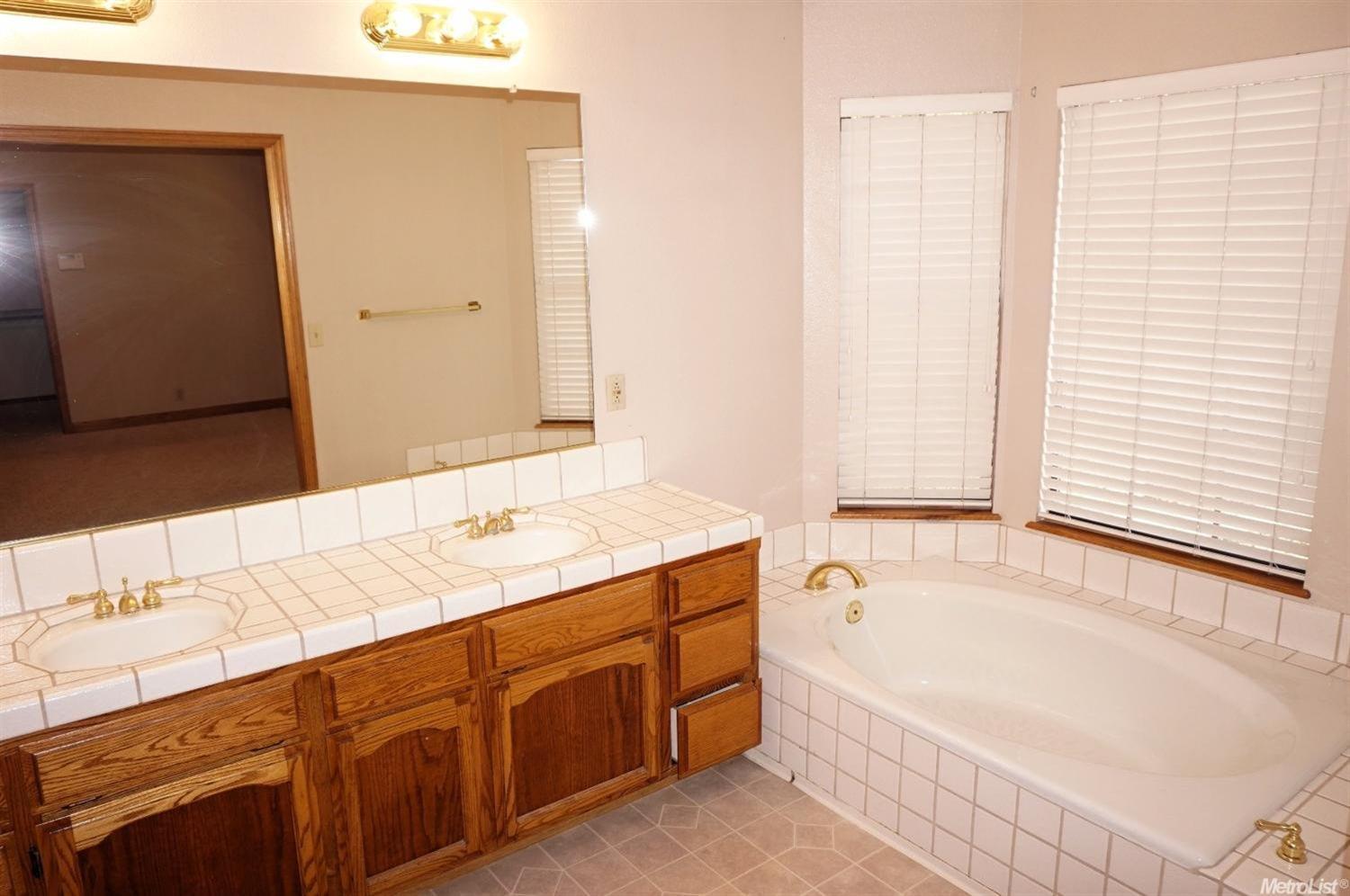 1229 Spring Creek Dr, Ripon, CA 95366 photo 15