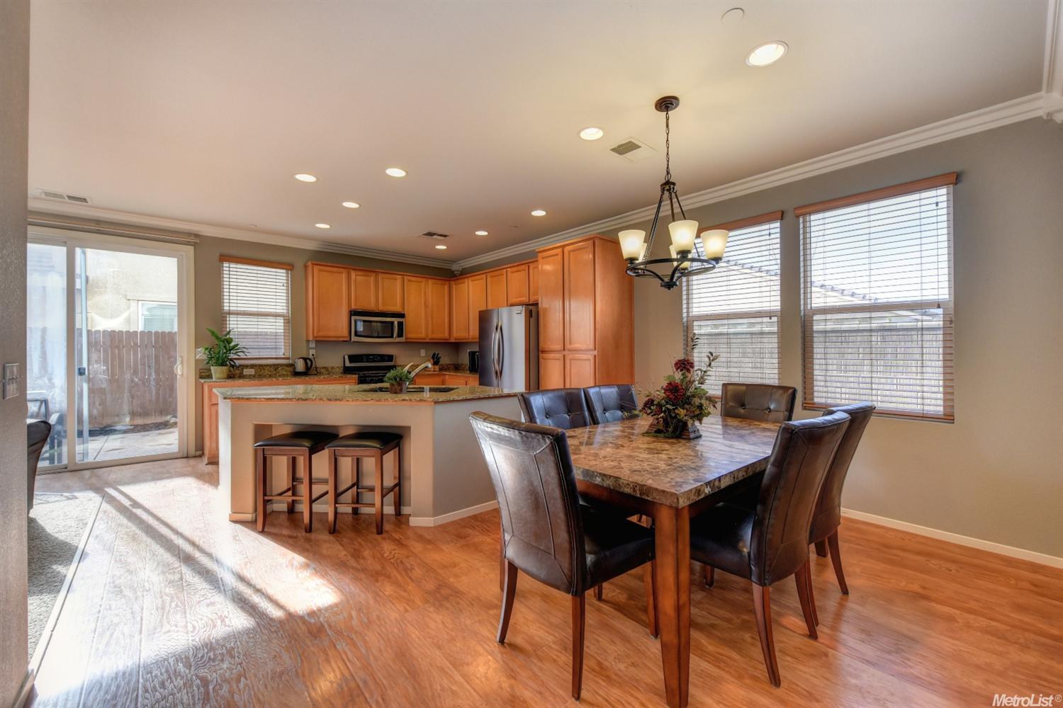954 Courtyards Loop, Lincoln, CA 95648 photo 4