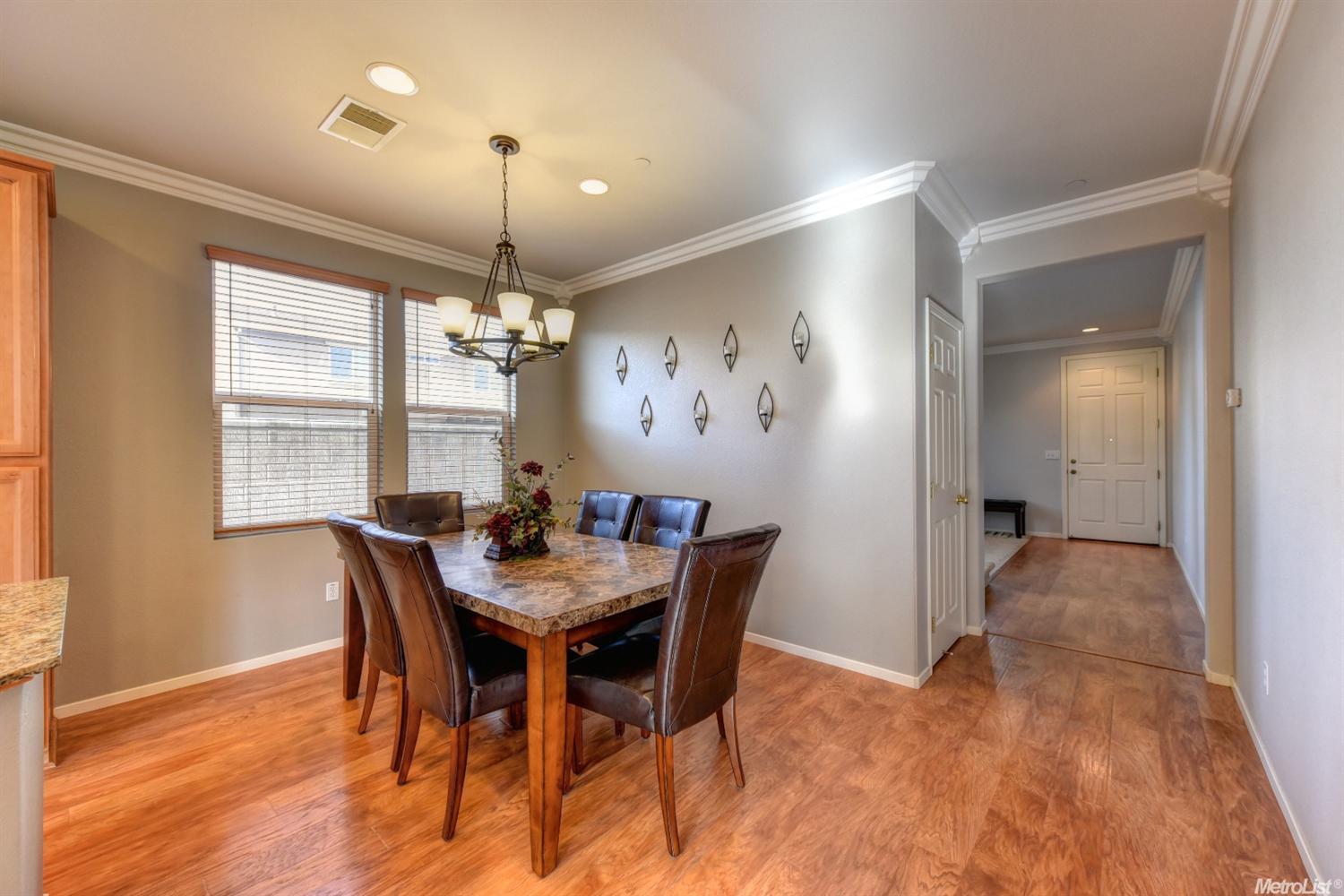 954 Courtyards Loop, Lincoln, CA 95648 photo 5