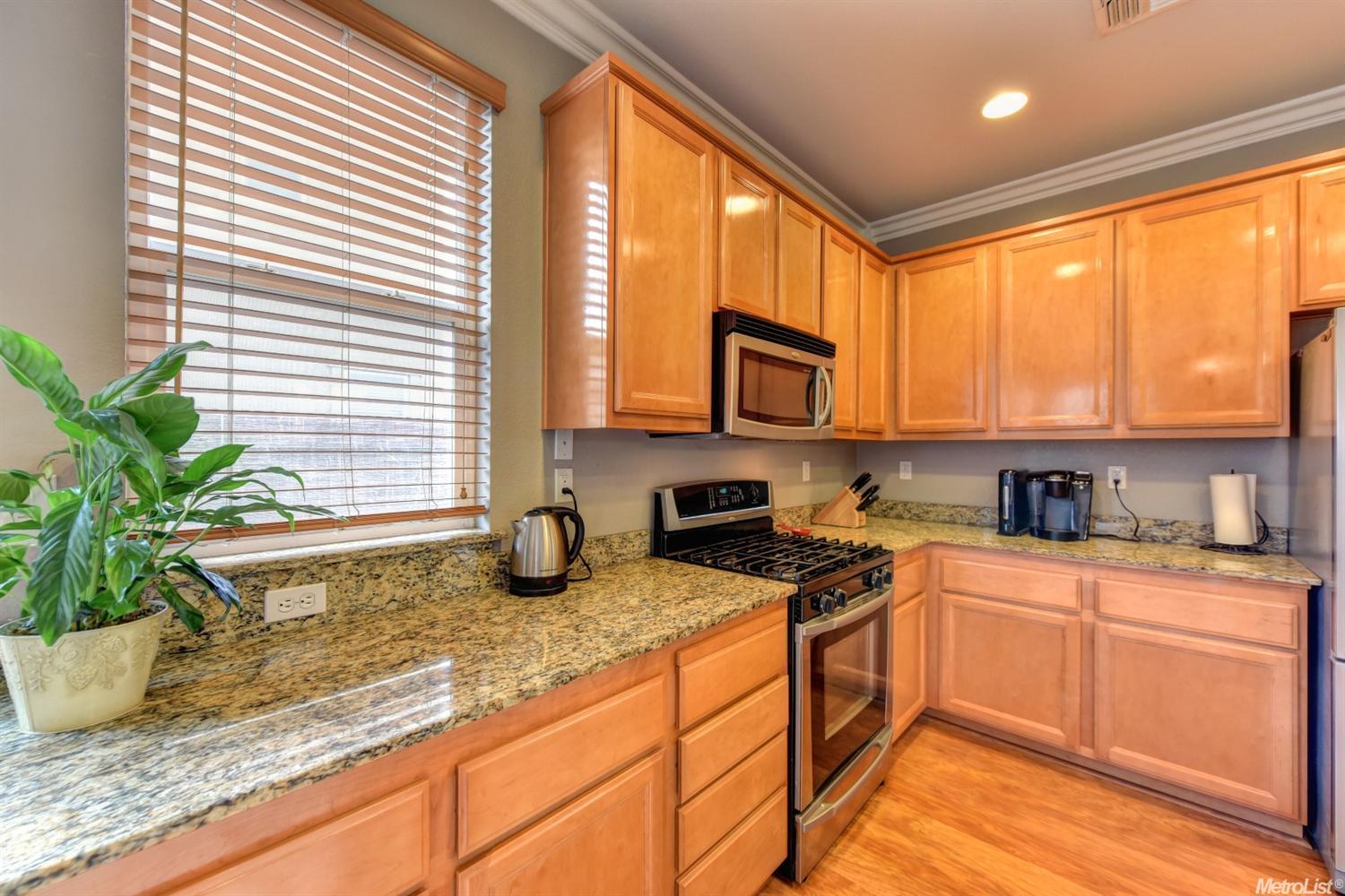 954 Courtyards Loop, Lincoln, CA 95648 photo 8