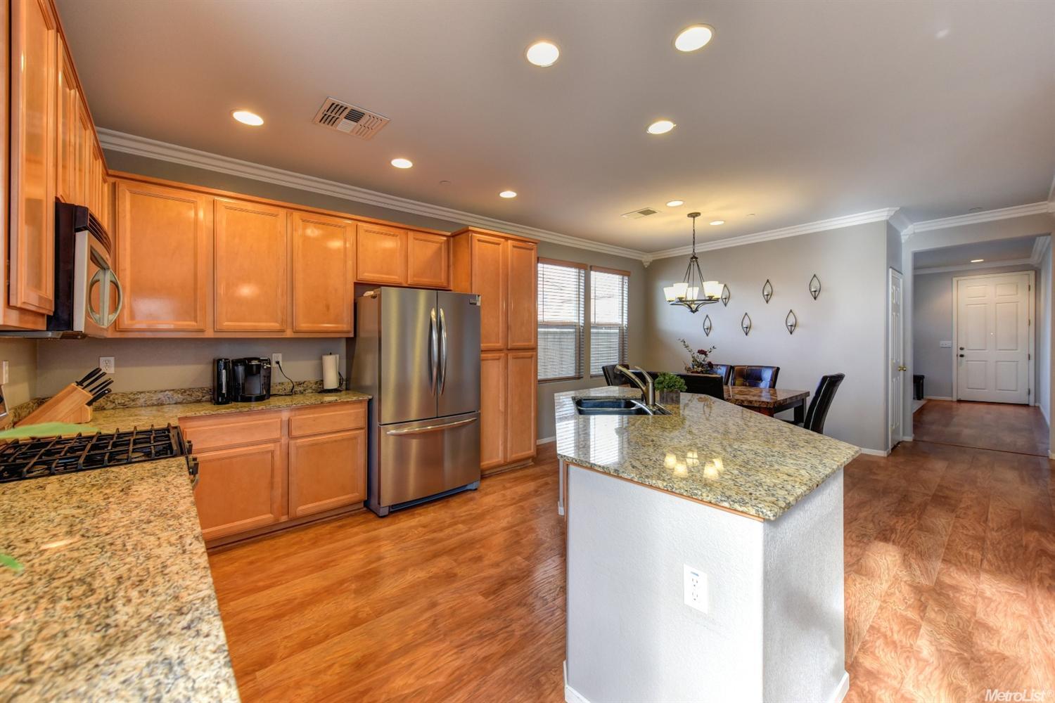 954 Courtyards Loop, Lincoln, CA 95648 photo 7
