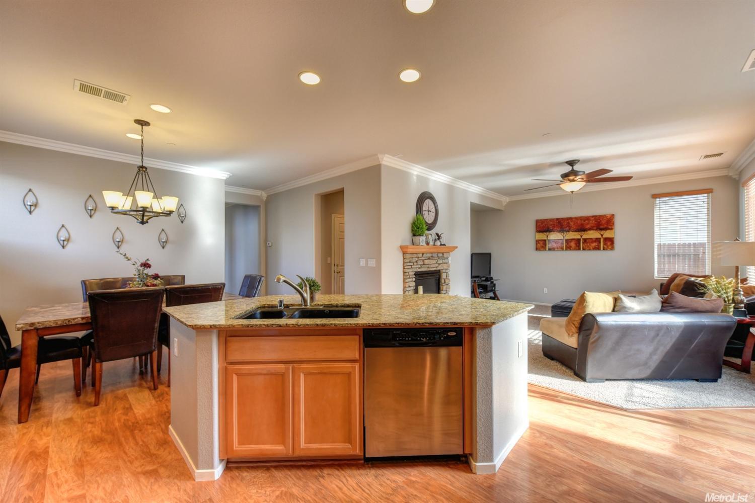 954 Courtyards Loop, Lincoln, CA 95648 photo 9