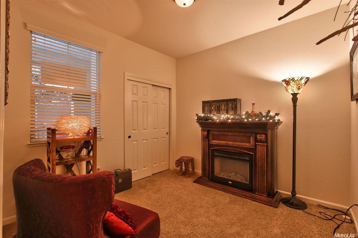 2106 Las Palomas Loop, Lincoln, CA 95648 photo 4