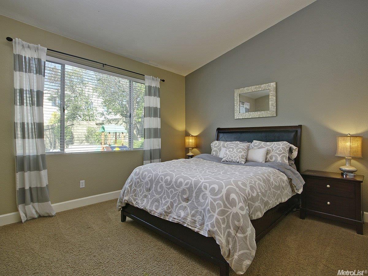 111 Austin Dr, Folsom, CA 95630 photo 8