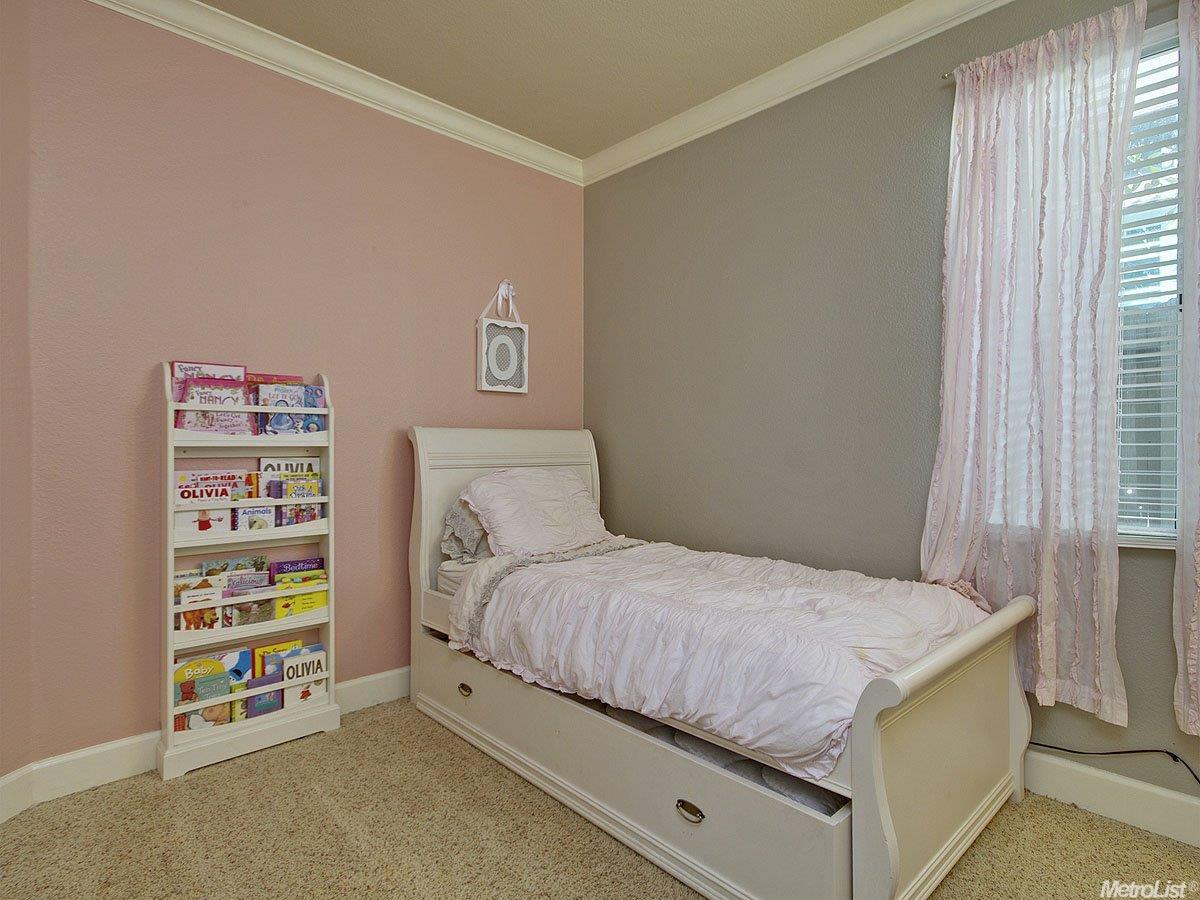 111 Austin Dr, Folsom, CA 95630 photo 14