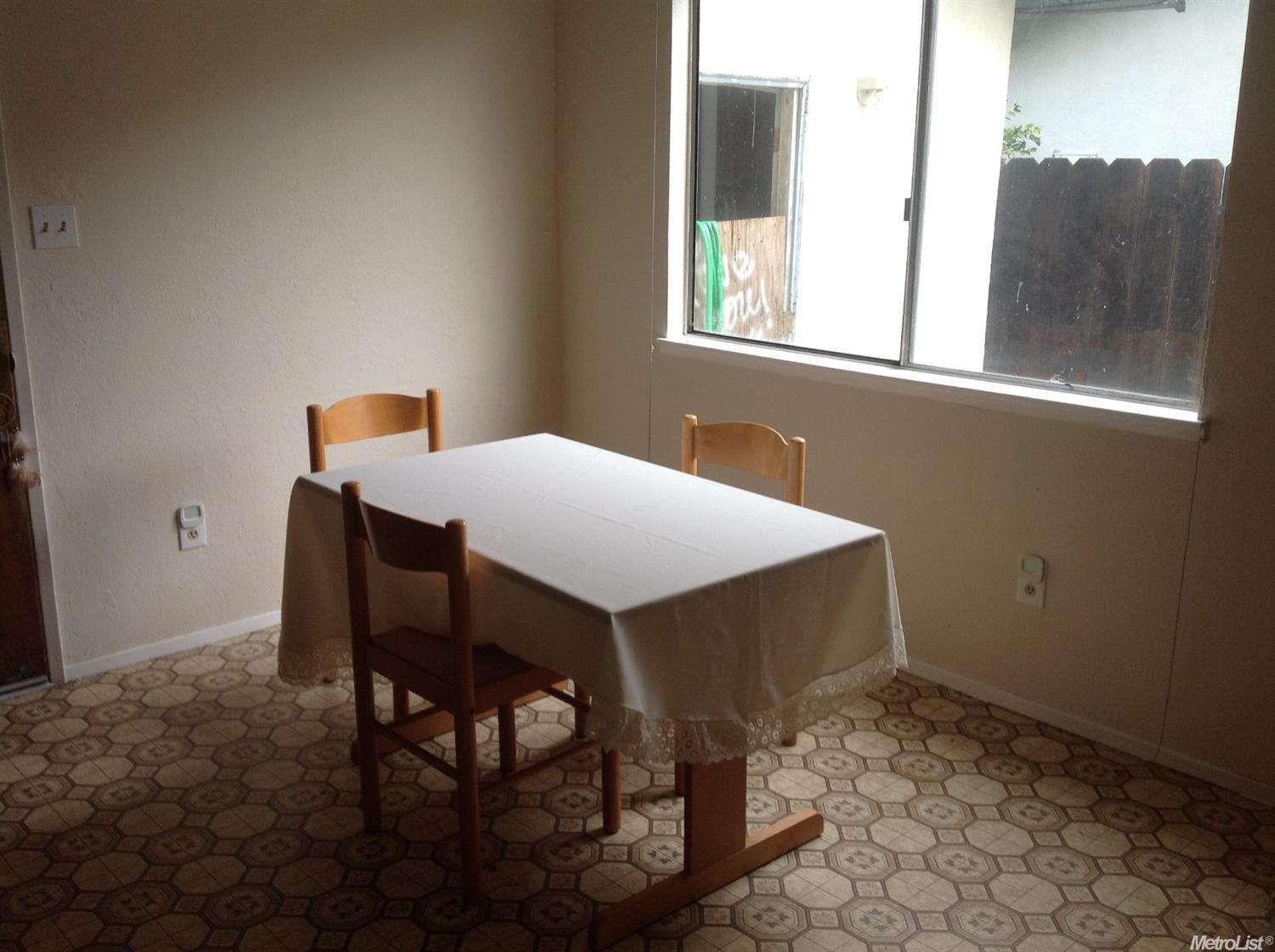 3228 E Orangeburg Ave, Modesto, CA 95355 photo 4