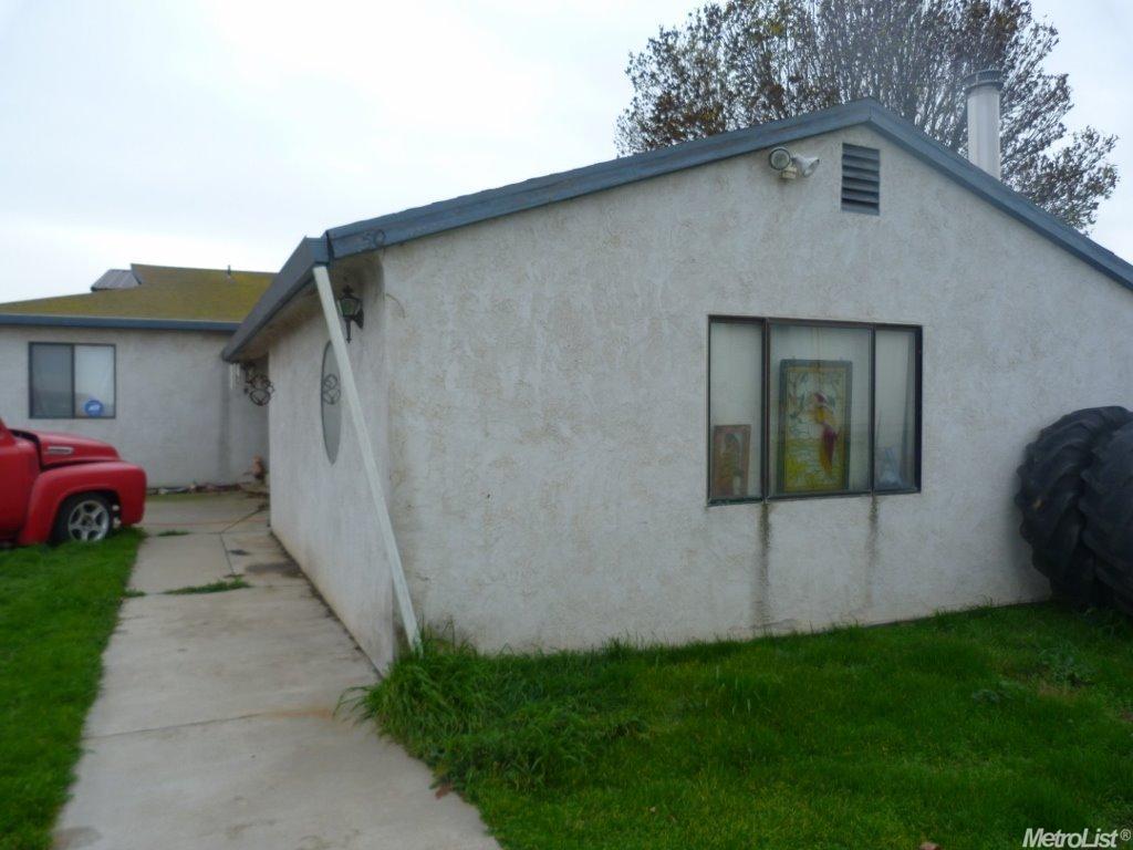 6850 Trahern Rd, Manteca, CA 95337 photo 2