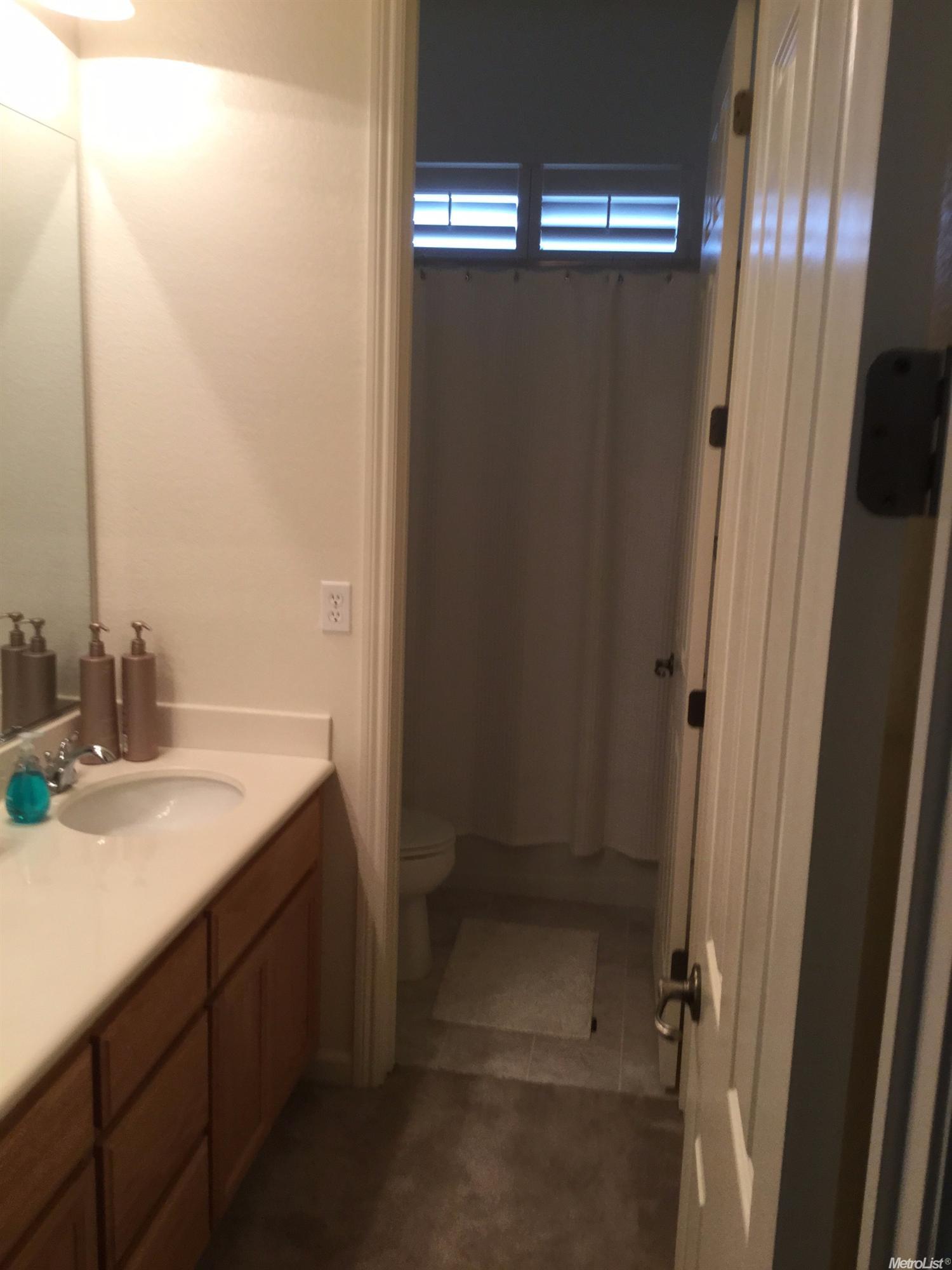 1152 Levee Ln, Lathrop, CA 95330 photo 7