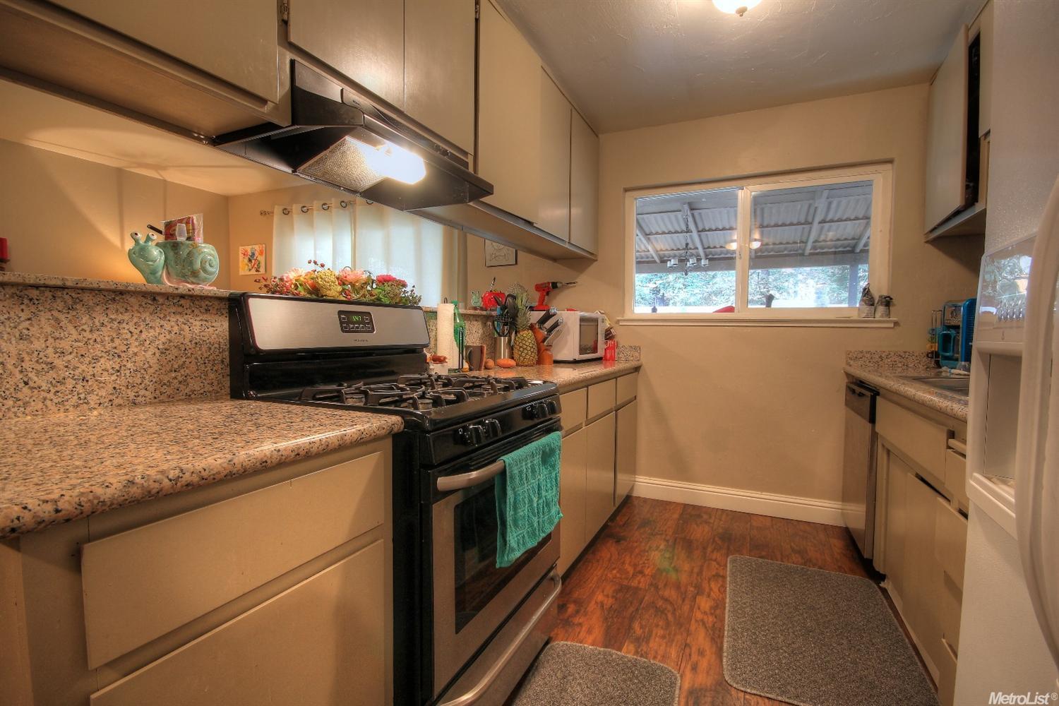 1609 Ortega Dr, Modesto, CA 95355 photo 12