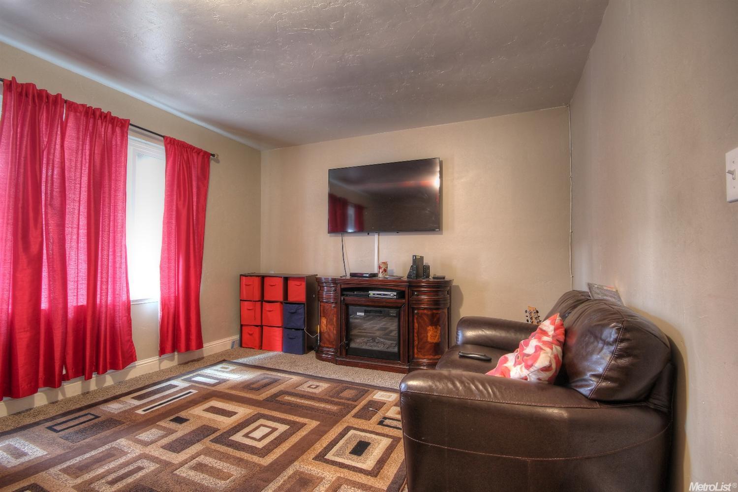 1609 Ortega Dr, Modesto, CA 95355 photo 14