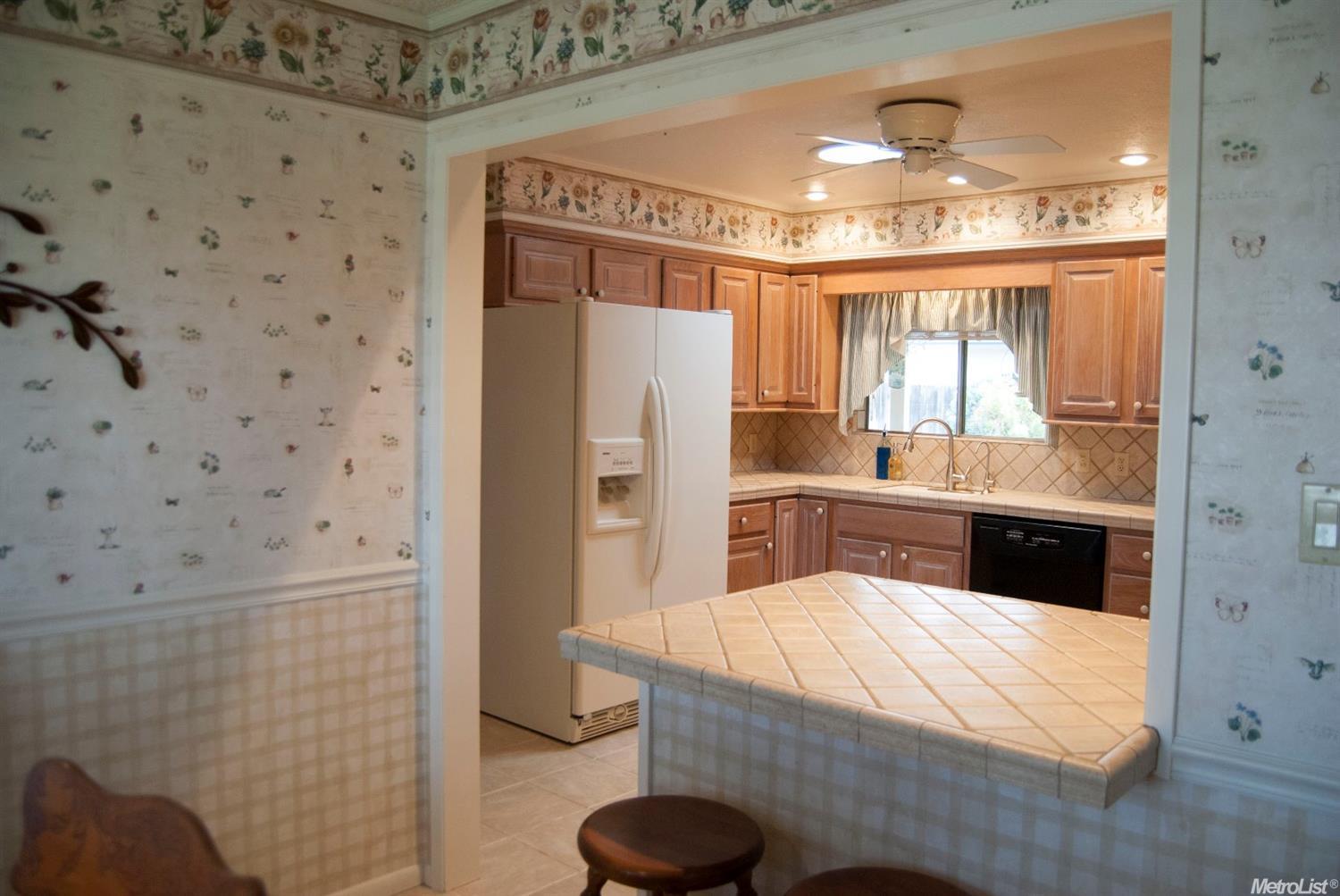 102 Benson Dr, Lodi, CA 95242 photo 5