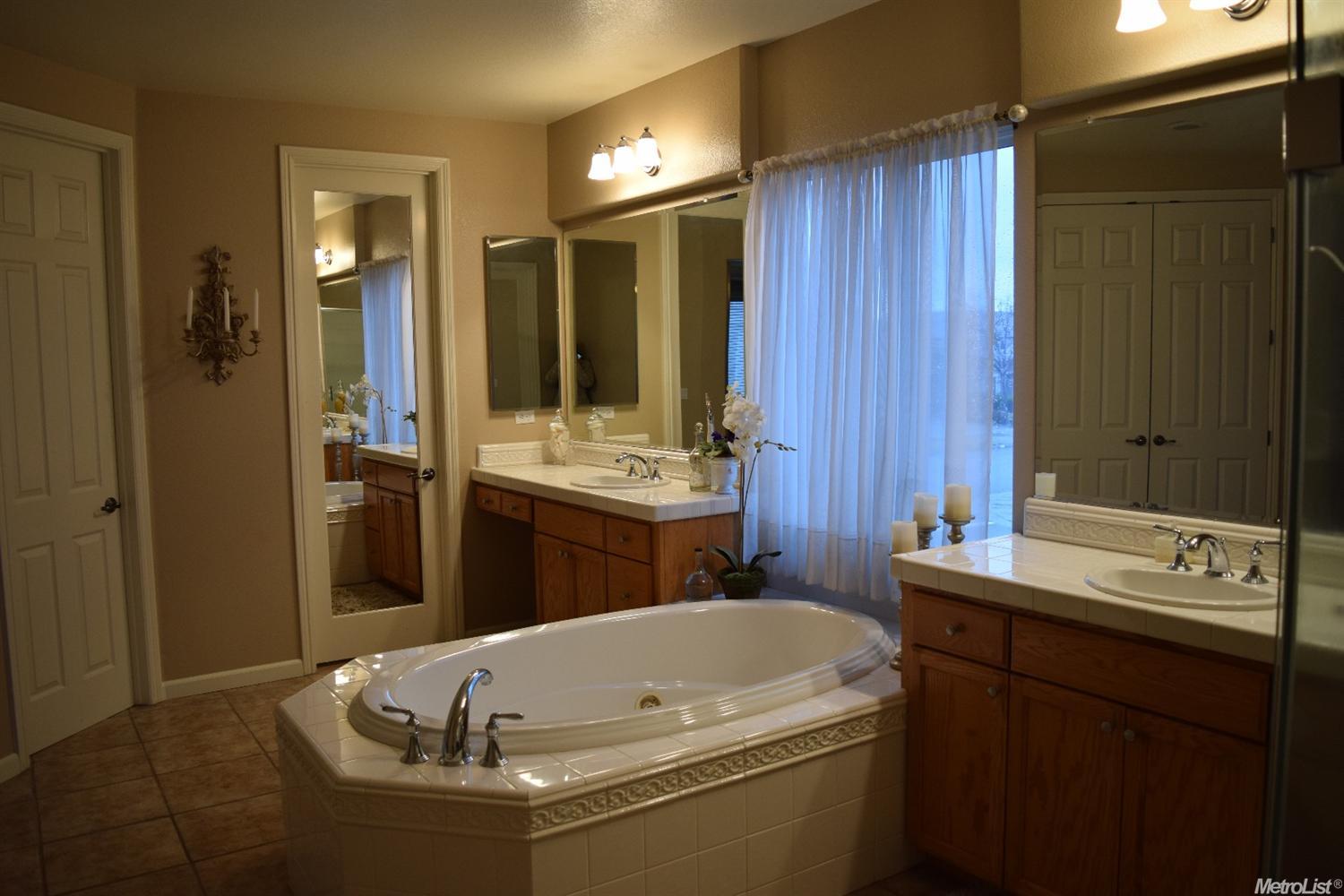 1365 Atlantic Ave, Ripon, CA 95366 photo 11